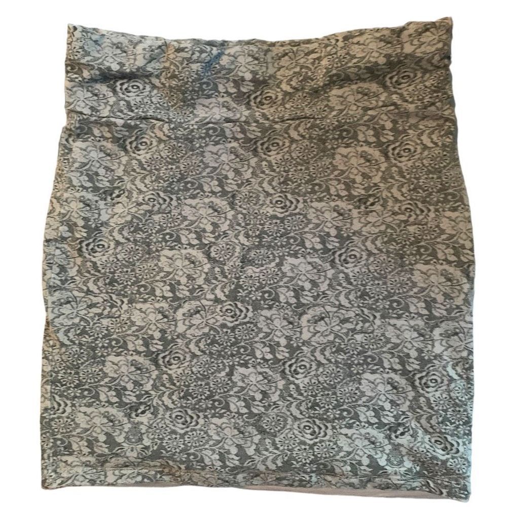 Forever 21 Gray Floral Lined Pull On Mini Skirt M (C-002)